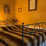 La Marquise